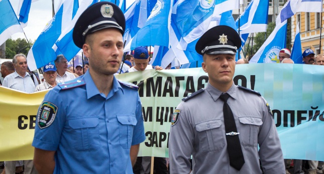 Тем временем у нас новый Майдан! Марш протеста против тарифов в Киеве - фото с квадрокоптера