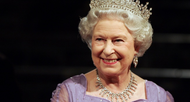 Королева Елизавета пригласила желающих на «грязную» работу с большой зарплатой