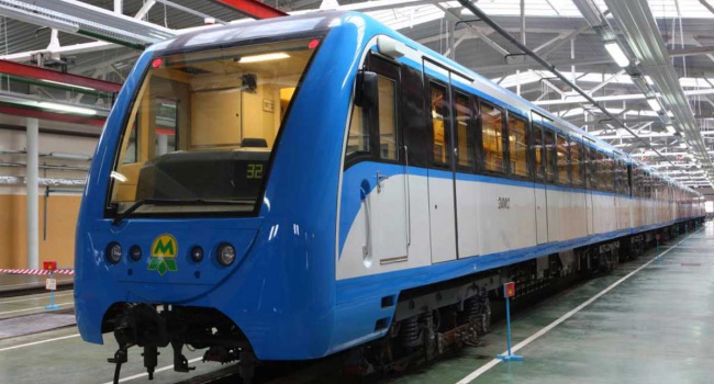 Харьковский метрополитен пополнится новыми вагонами отечественного производства
