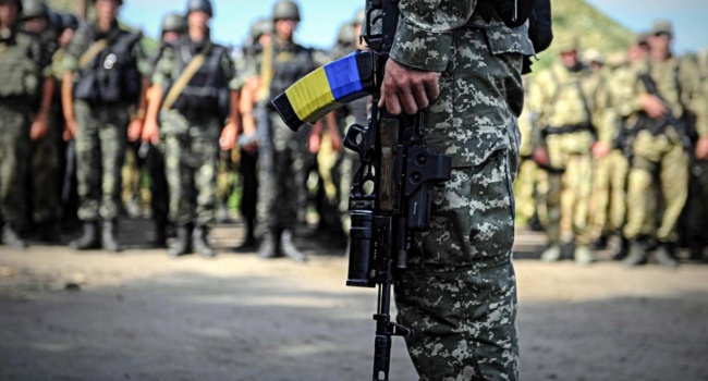 Украинские женщины смогут записаться на службу в боевые подразделения ВСУ