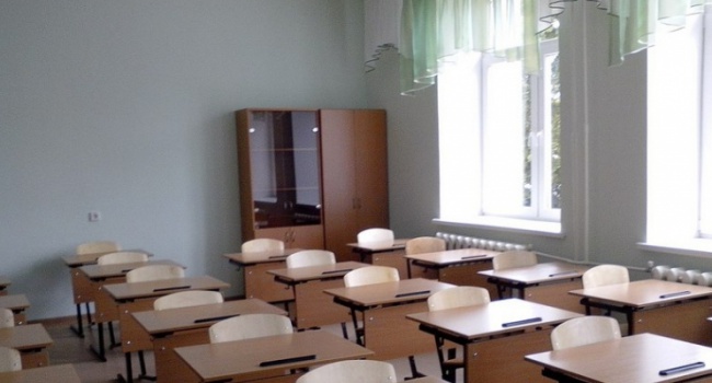 В Крыму закроют 60 % школ