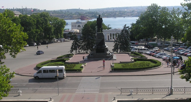 Оккупанты запретили митинг в Севастополе