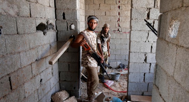 Военные действия в Ливии - фоторепортаж