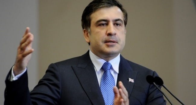 Саакашвили поддержал диктатуру в Украине