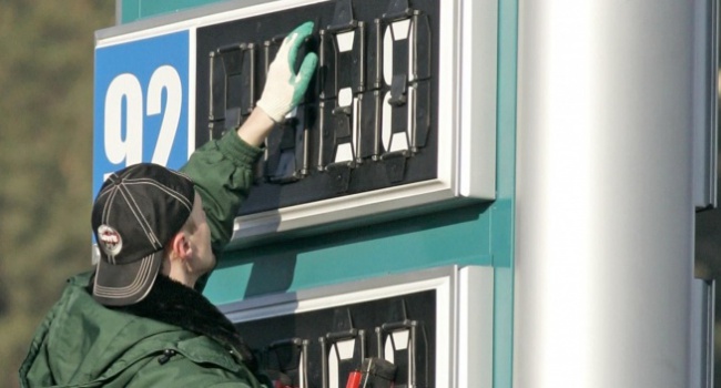 Цены на бензин опять поползли вверх