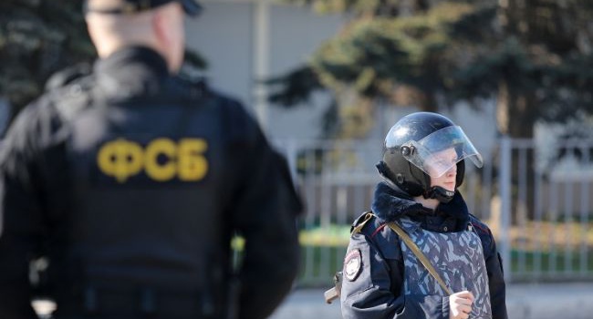 Наумлюк: общественному мнению в Крыму доверять нельзя