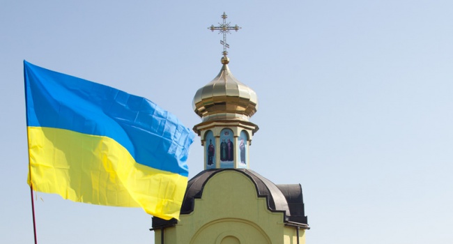 Кого більше, православних Київського чи Московського патріархату в Україні?