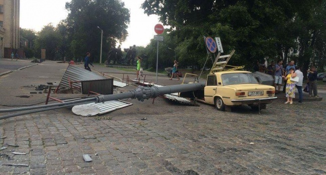 Харьковчане стали свидетелями самого необычного ДТП – фото