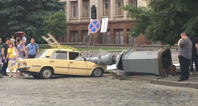 Харьковчане стали свидетелями самого необычного ДТП – фото