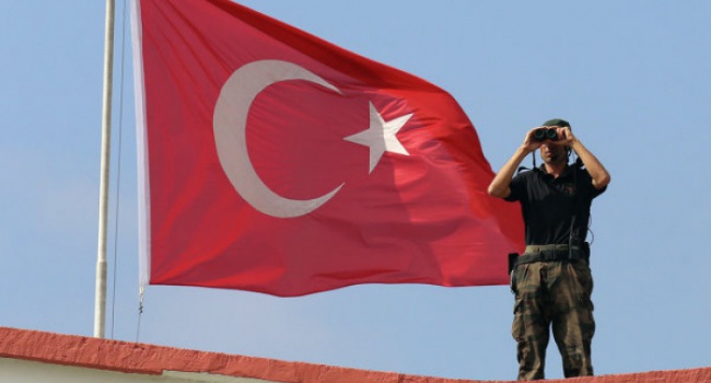 Ердоган вирішив порадитися з турками, чи потрібна смертна кара