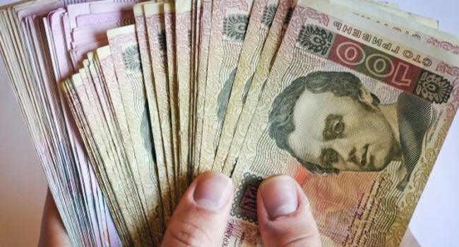 Эксперт: украинцы платят слишком высокие налоги