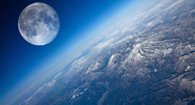 Ученые: Луна может исчезнуть
