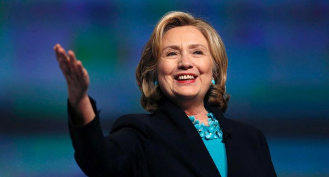 Пользователи шокированы новыми снимками с Хиллари Клинтон