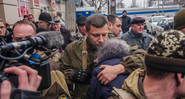 Матери пленных, которые митинговали с Савченко, отправятся кланяться Захарченко