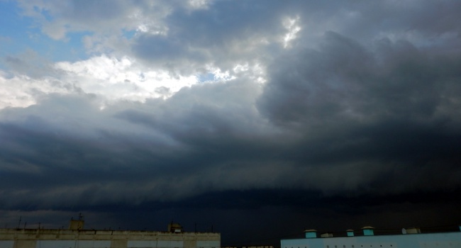 В Полтавской области объявлено штормовое предупреждение