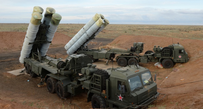 В Крим прибули ракетні системи з дальністю стрільби 400 км