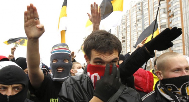 Блогер: Україну примушують здатися не тільки в Москві, а й в Києві