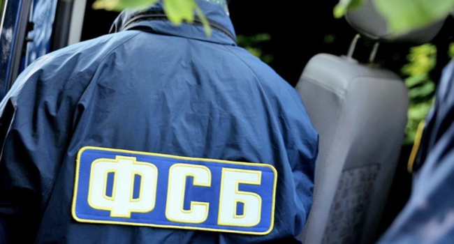 В Запорожье мужчина «сдал» полиции авто с номерами ФСБ