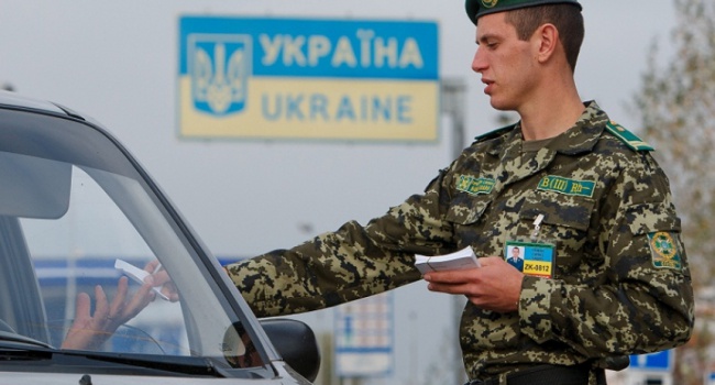 Тысячи авто застряли на украинско-польской границе