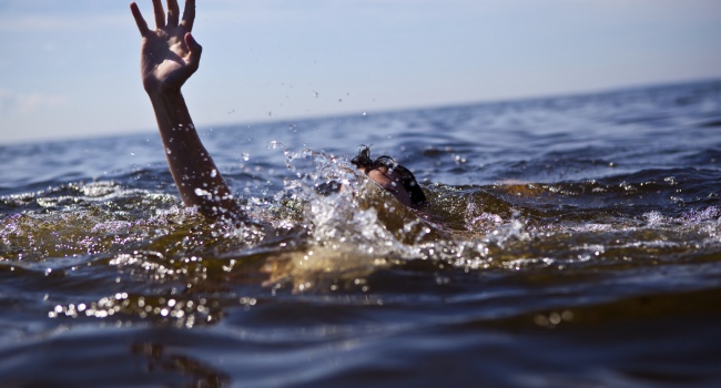 Из-за неосторожности мужчина утонул в Днепропетровской области
