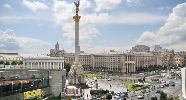 Из-за репетиции военного парада Киев стоит в пробках