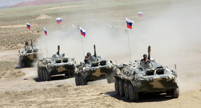 Турчинов: Россия готовится к масштабным учениям вблизи украинской границы
