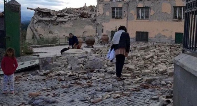 267 загиблих від землетрусу в Італії