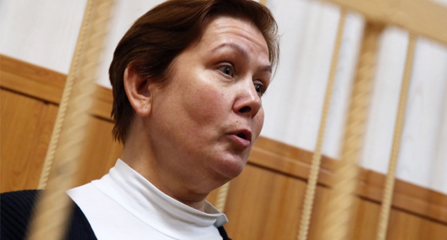 Московський суд продовжив домашній арешт керівника української бібліотеки