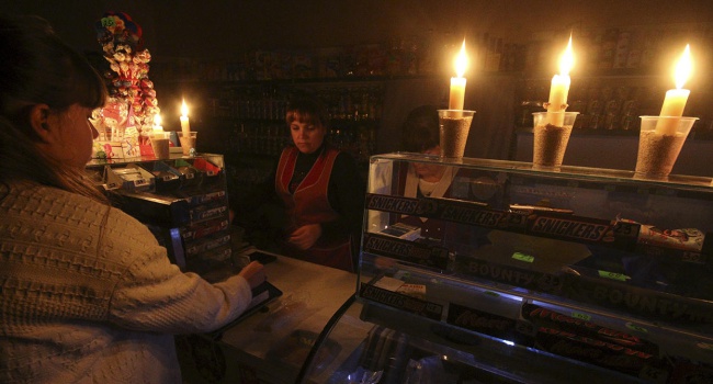 Крымчанам пообещали, что осенью они останутся без электроэнергии