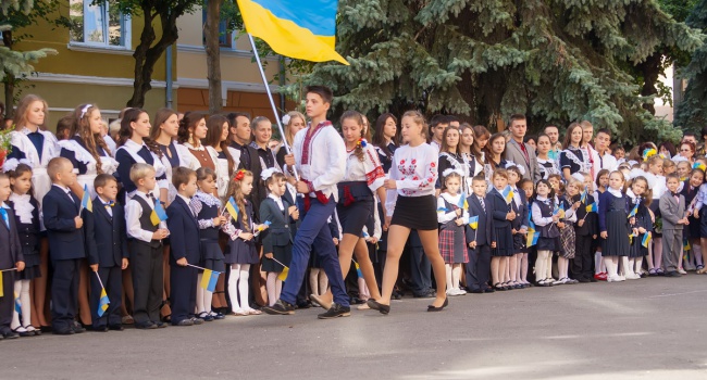 Навчальні заклади Києва самі вирішують як святкувати Перше вересня