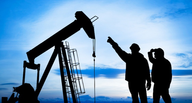 Мировые цены на нефть показали резко отрицательную динамику