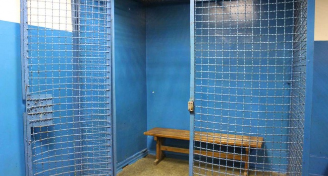 Клетки в киевском метро, предназначенные для задержанных, нужно демонтировать, – чиновник