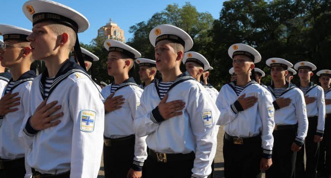 Как сложилась судьба лицея из Крыма, ученики которого пели в 2014-ом гимн Украины