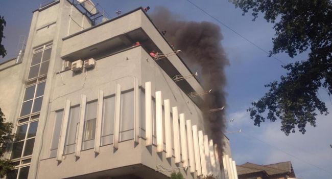 Пожар в здании телеканала "Интер"