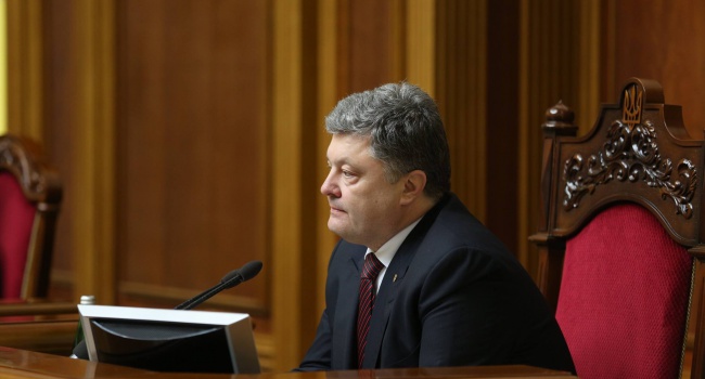 Зміни до Конституції стосовно Донбасу будуть введені лише за однієї умови