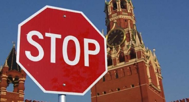 Эксперт: Новый пакет санкций США остановит развитие высоких технологий в России 