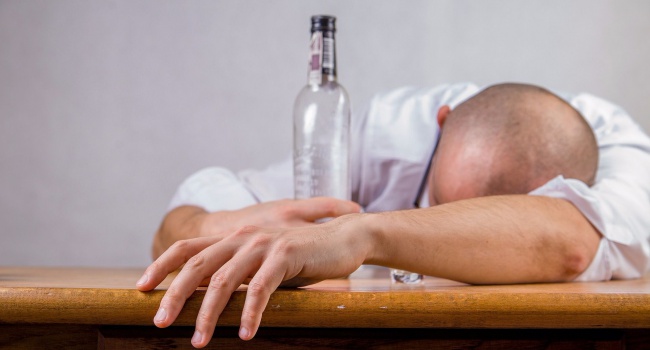 Ученые заявили о новом способе лечения алкоголизма