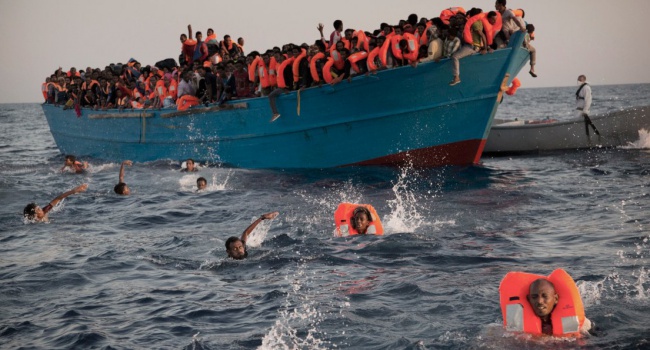 Европейское пограничное агентство: в Италию в августе прибыли 23 000 мигрантов