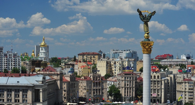 Рейтинговое агентство понижает до вероятного дефолта эмитент Киева