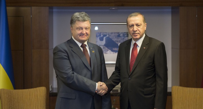 Ердоган заявив Порошенко про небажання визнавати Крим російським