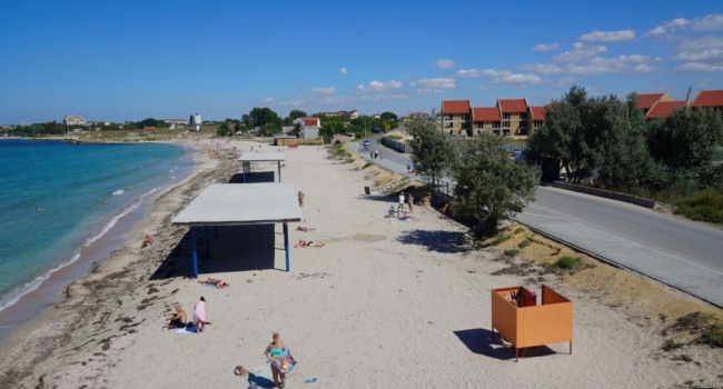 Оккупанты Крыма наложили мораторий на сделки с недвижимостью в прибрежной зоне до 2017 года