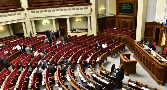 Рада поддержала инициативу Президента о создании Крымскотатарской автономии