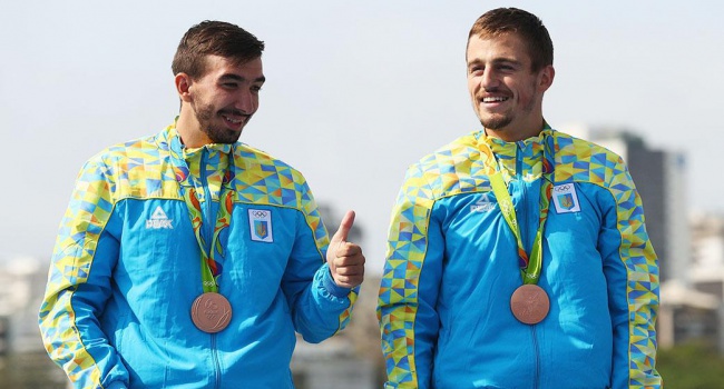 Олимпийскому медалисту Мищуку вручили ключи от квартиры