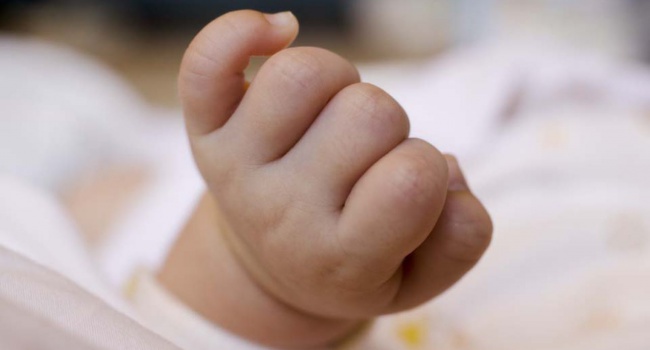 В Мексике родился первый в мире ребенок от трех родителей