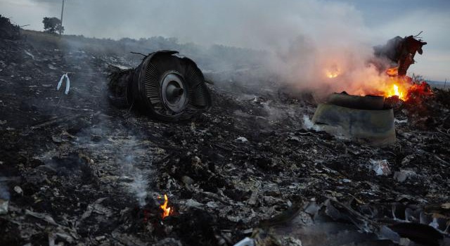 Трагедія МН17: Чи мала Україна обмежити польоти?