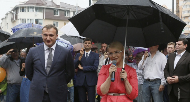 Політичний союз Тимошенко-Льовочкіна і їх сателітів в Раді де-факто відбувся – експерт