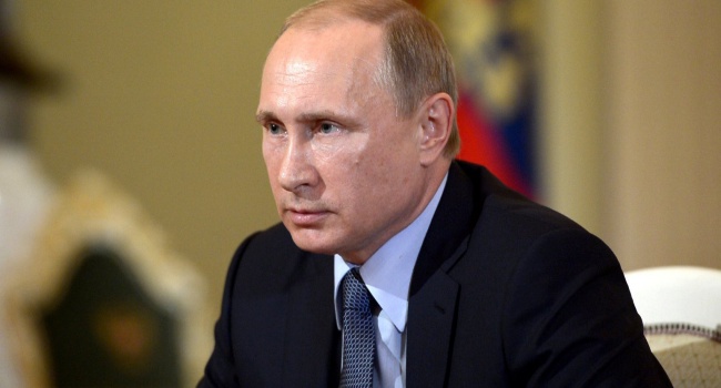 Сазонов: Путин боится своего окружения