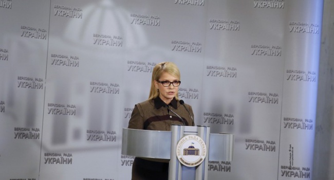 Кирило Сазонов: Тимошенко – майстер змінювати позиції