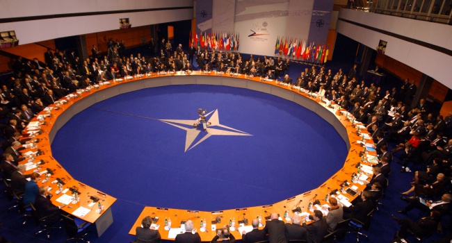 Пономарь: неозвученные результаты саммита НАТО