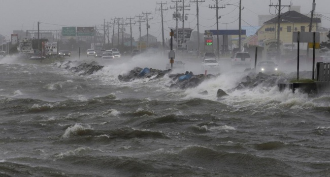 Украинка показала последствия урагана Мэттью в США, - фото